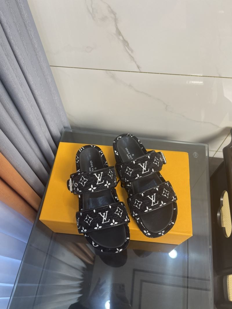 Louis Vuitton Slippers